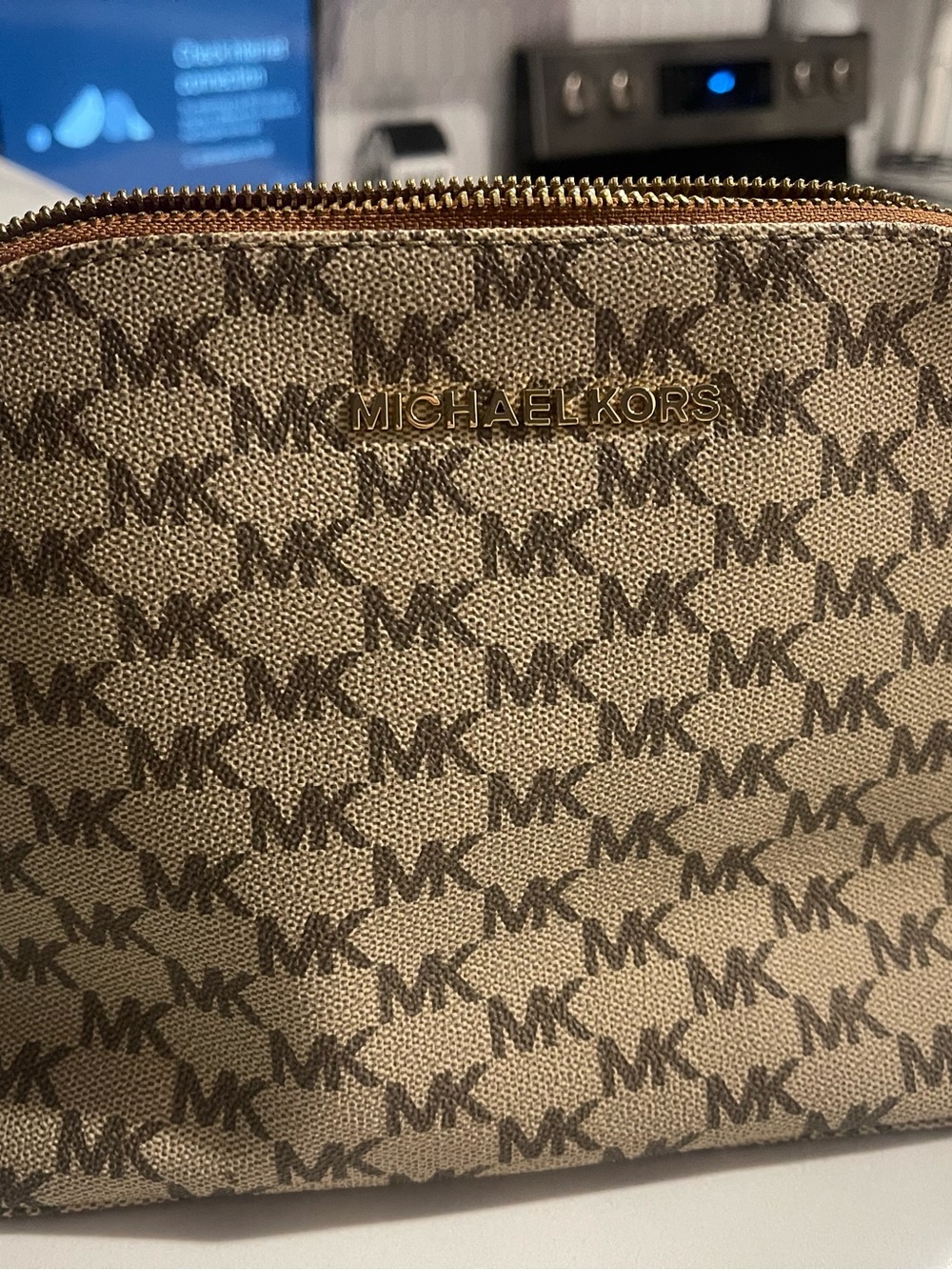Michael Kors Cindy Large Dome Crossbody Bag
